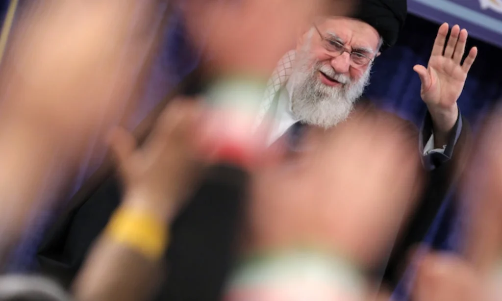 عملیات غرش شیران | خامنه‌ای کشته شد